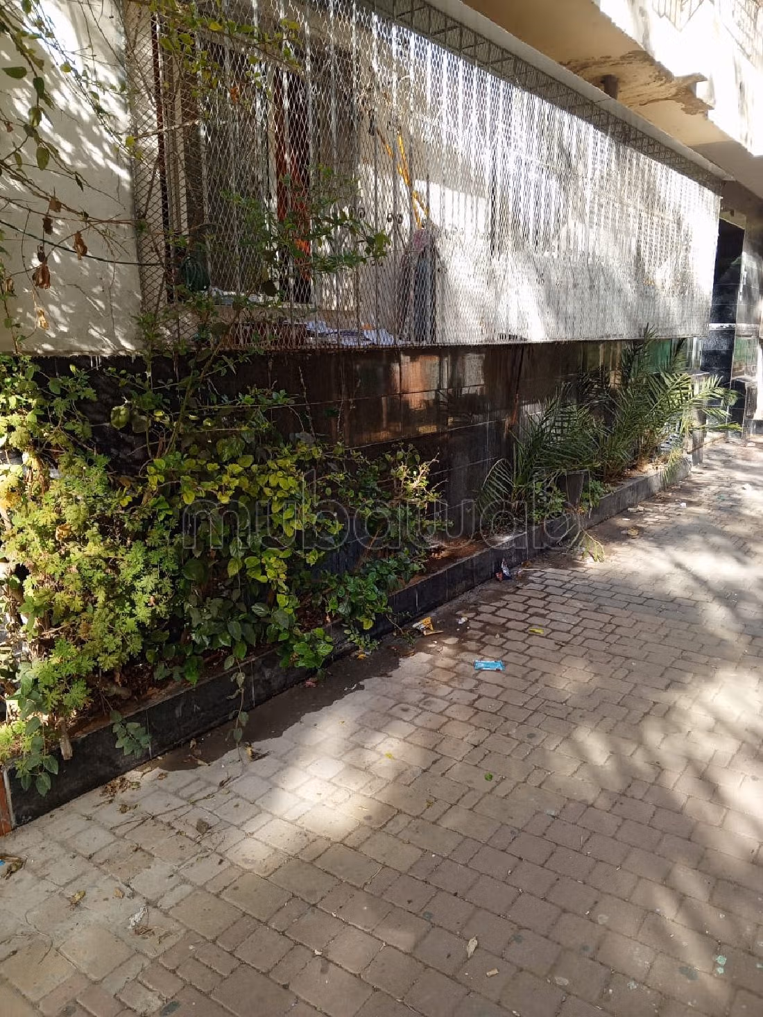 Piso en venta en Aïn Sebaâ. 2 dormitorios. Barrio seguro. 