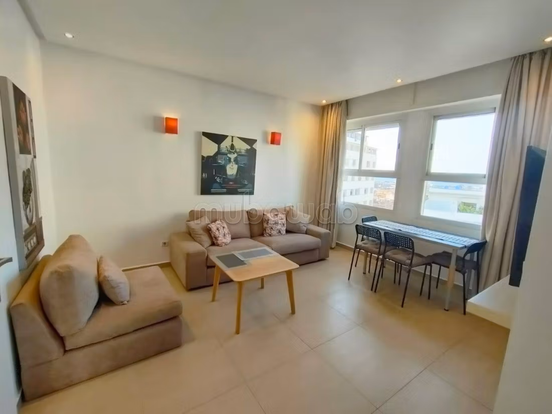 Studio meublé 45m² Centre Ville TRAM 5300 Dh — 2