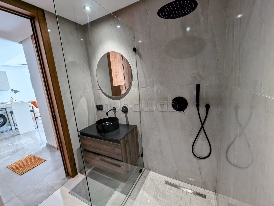 Studio neuf jamais habité à louer