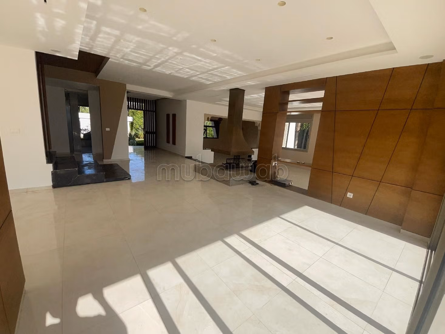 Meravigliosa villa in affitto a Souissi. 9 locali. Salotto tipico marocchino, sistema di sicurezza. 