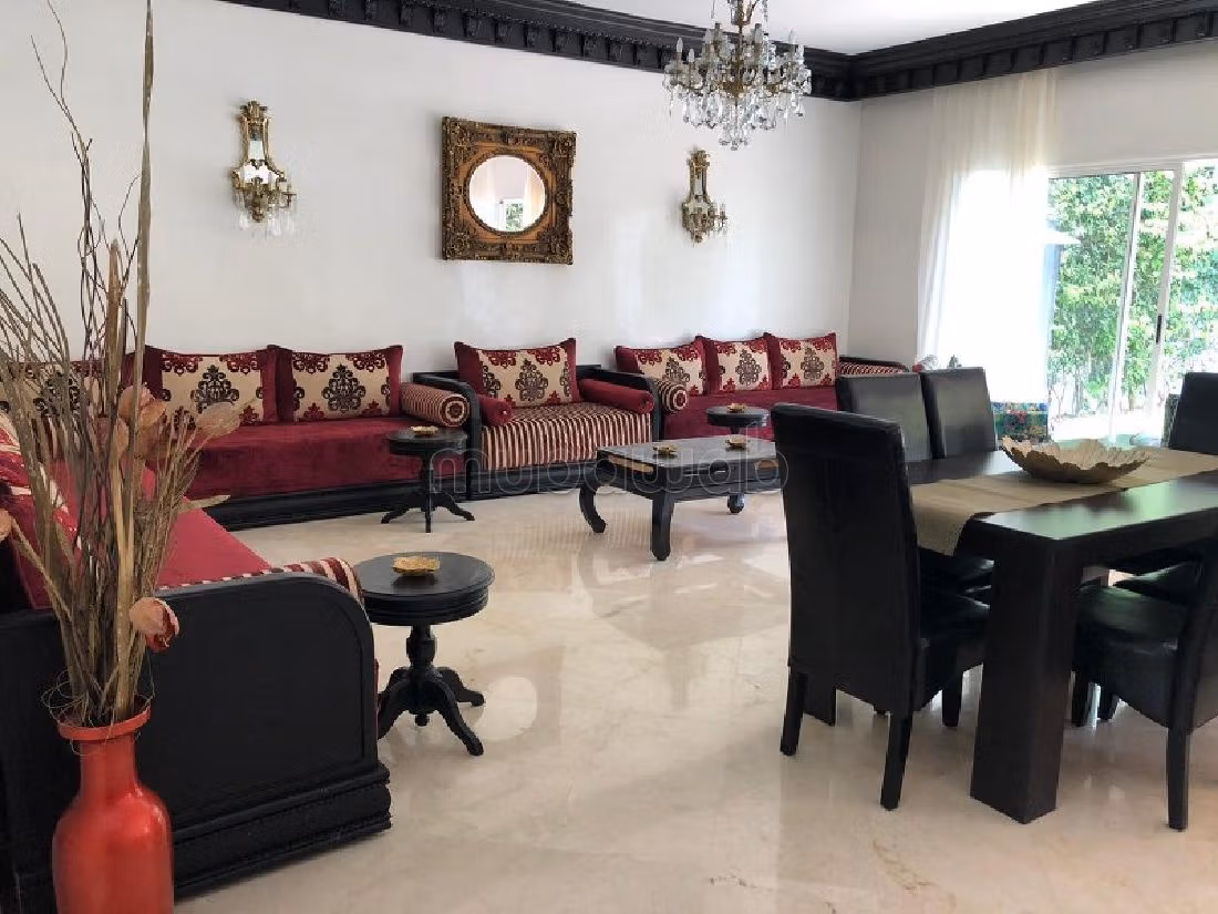 Luxury Villa for rent in Ain Diab. Large area 400 m². Furnishings