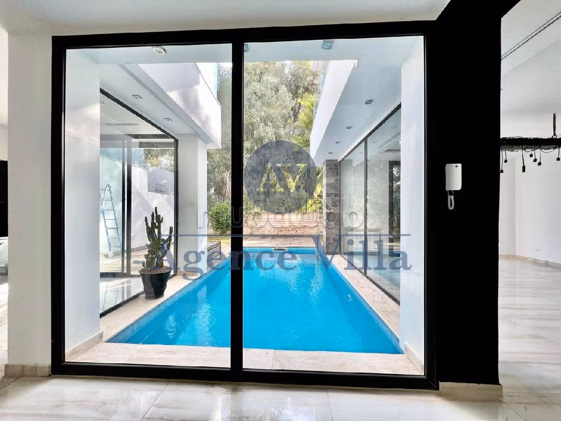 Straordinaria casa di lusso in affitto a La Marsa. 5 ampi locali. Ammobiliato