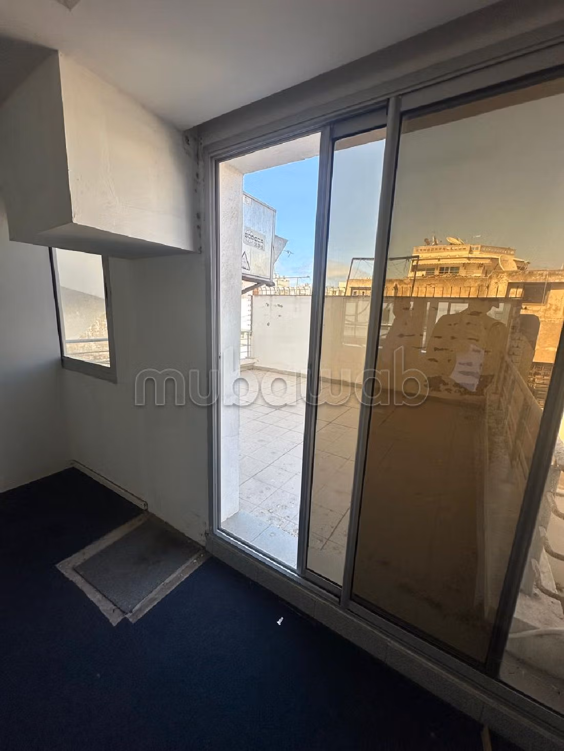 Kantoorruimte beschikbaar in Anfa. Oppervlakte 700 m². Airconditioning en conciërge