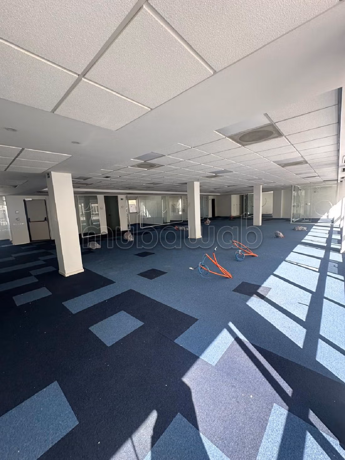 Kantoorruimte beschikbaar in Anfa. Oppervlakte 700 m². Airconditioning en conciërge