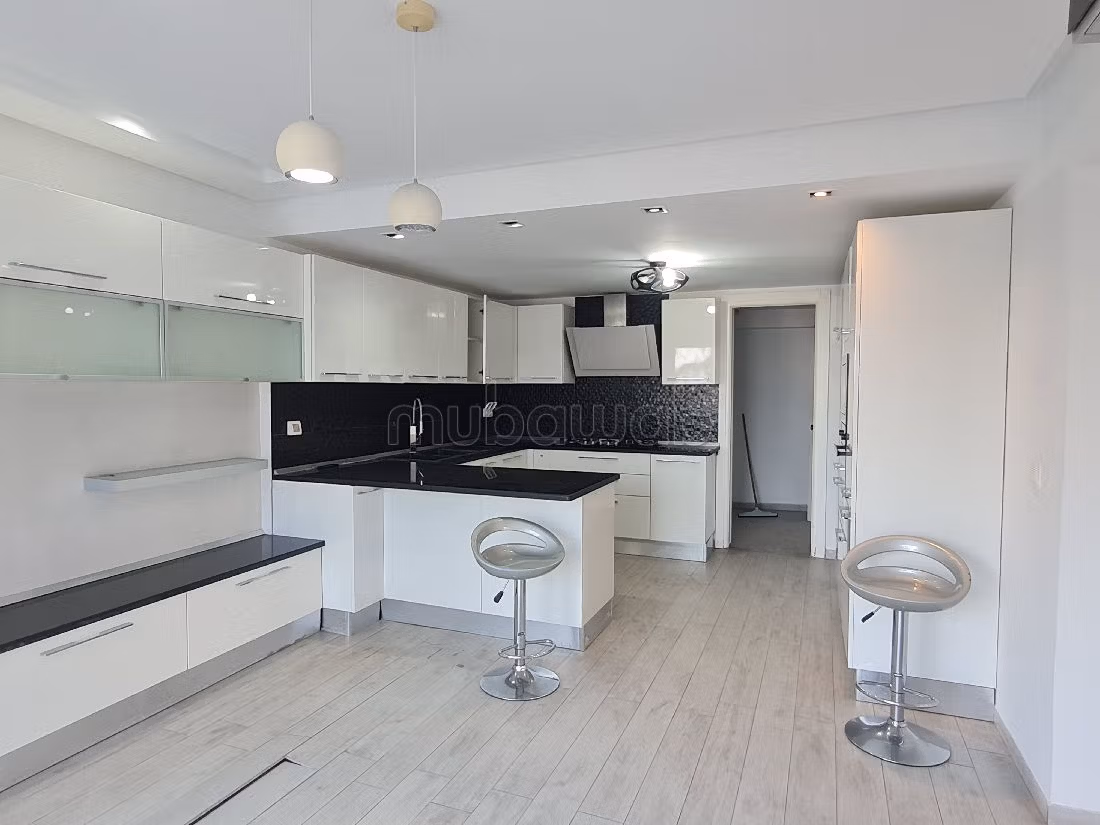 Location grand appartement avec splendide vue mer