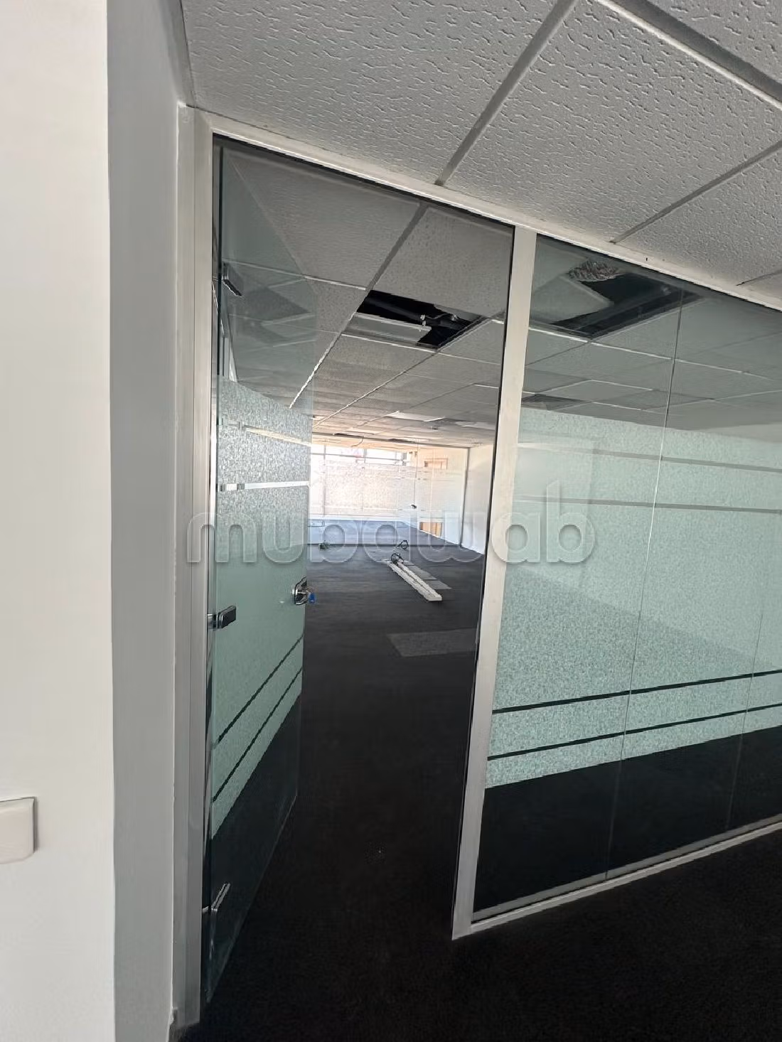 Offices for rent in Sidi Maarouf. Area 459 m². Residence with caretaker, general air conditioning