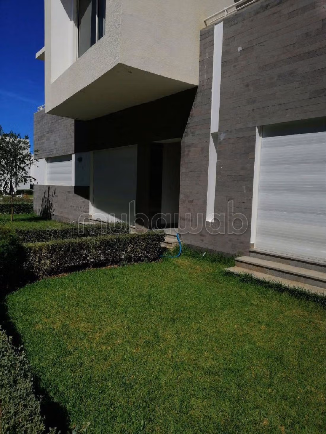 Nu te koop: appartementen. 4 Ruimtes. Volledig gemeubileerd. 