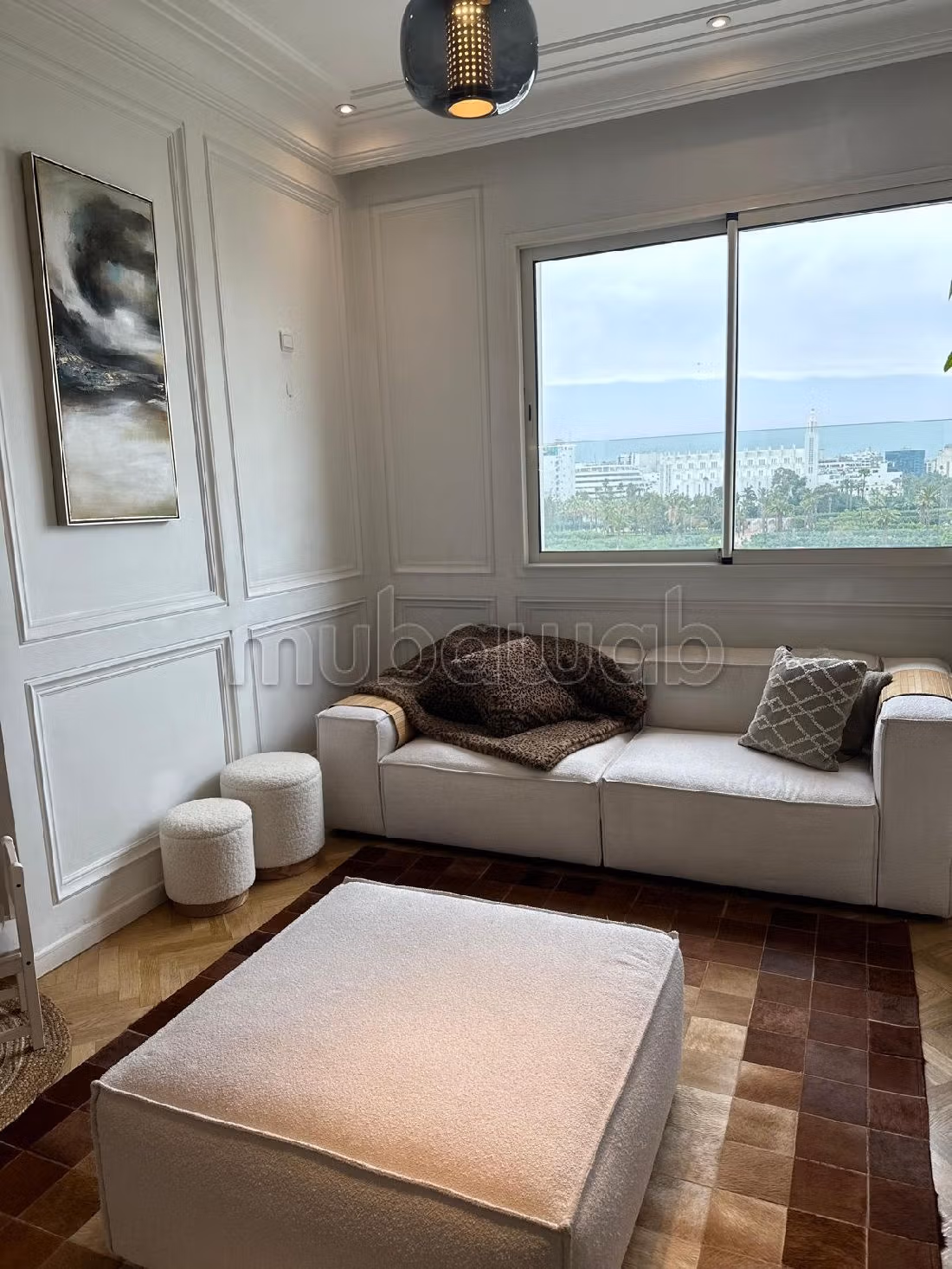 بيع عقار بوسط المدينة. المساحة الكلية 180 م². 