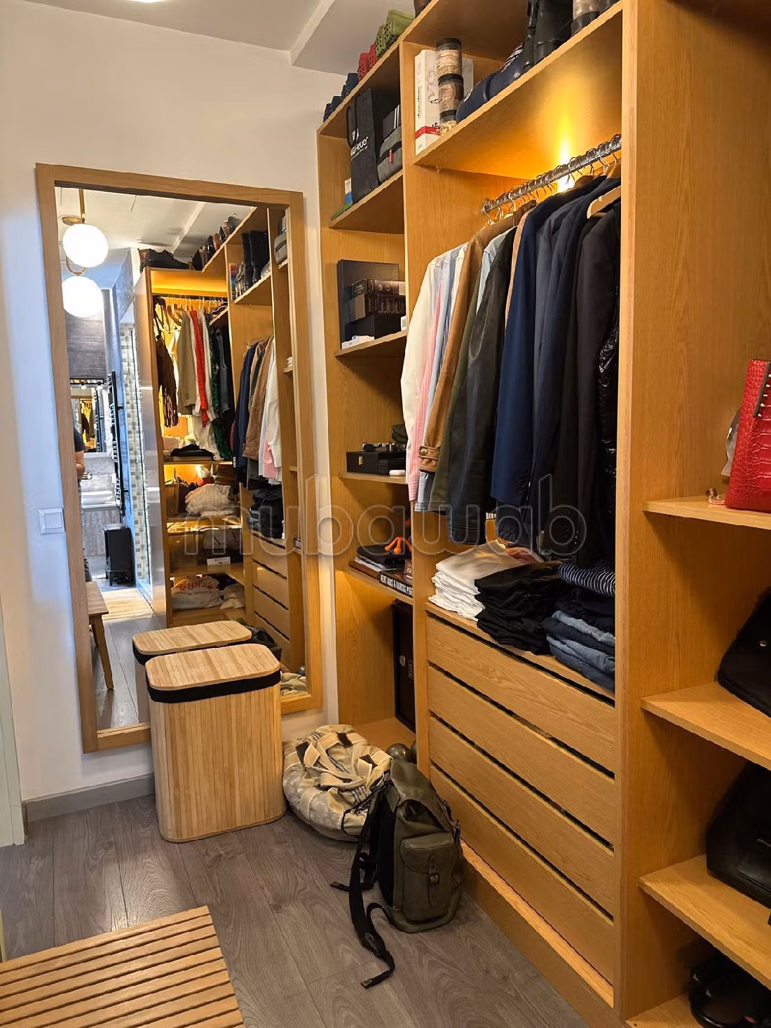 بيع عقار بوسط المدينة. المساحة الكلية 180 م². 