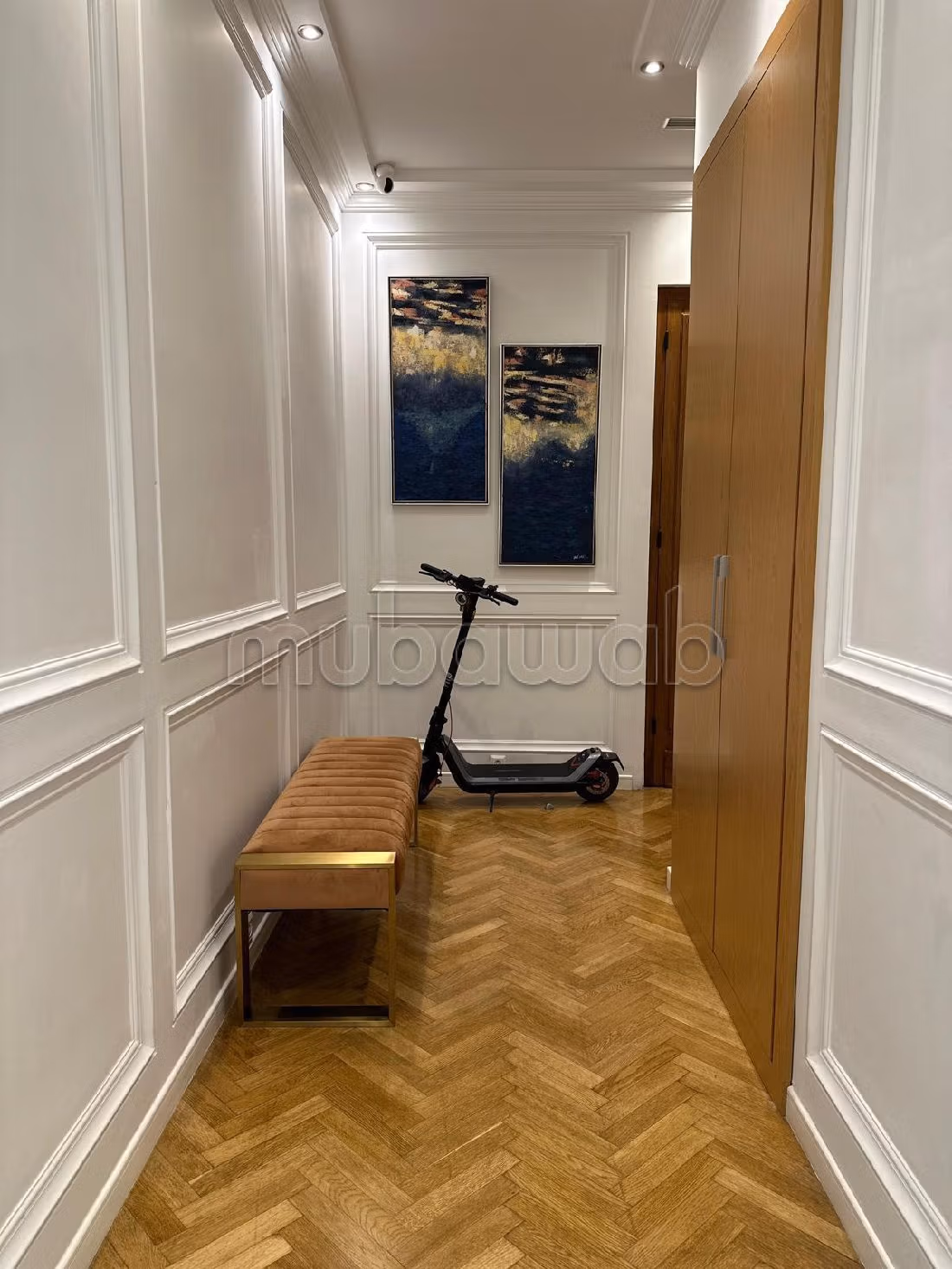 بيع عقار بوسط المدينة. المساحة الكلية 180 م². 