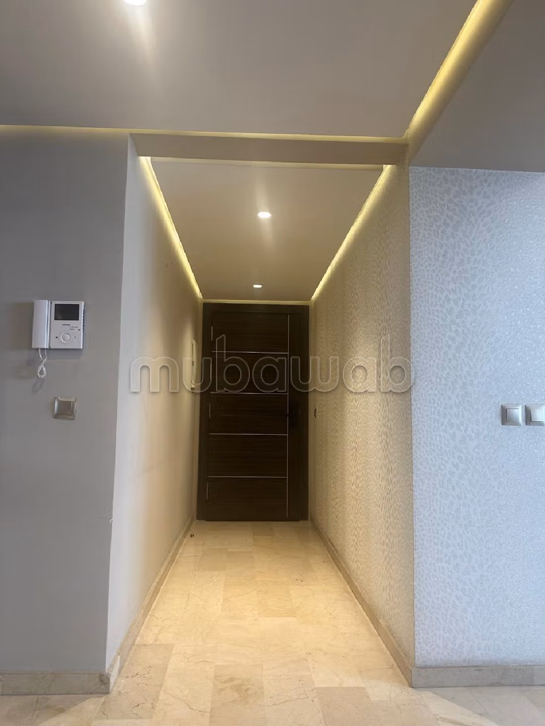 Apartment for rent in Racine. 1 Room. Fully furnished. 