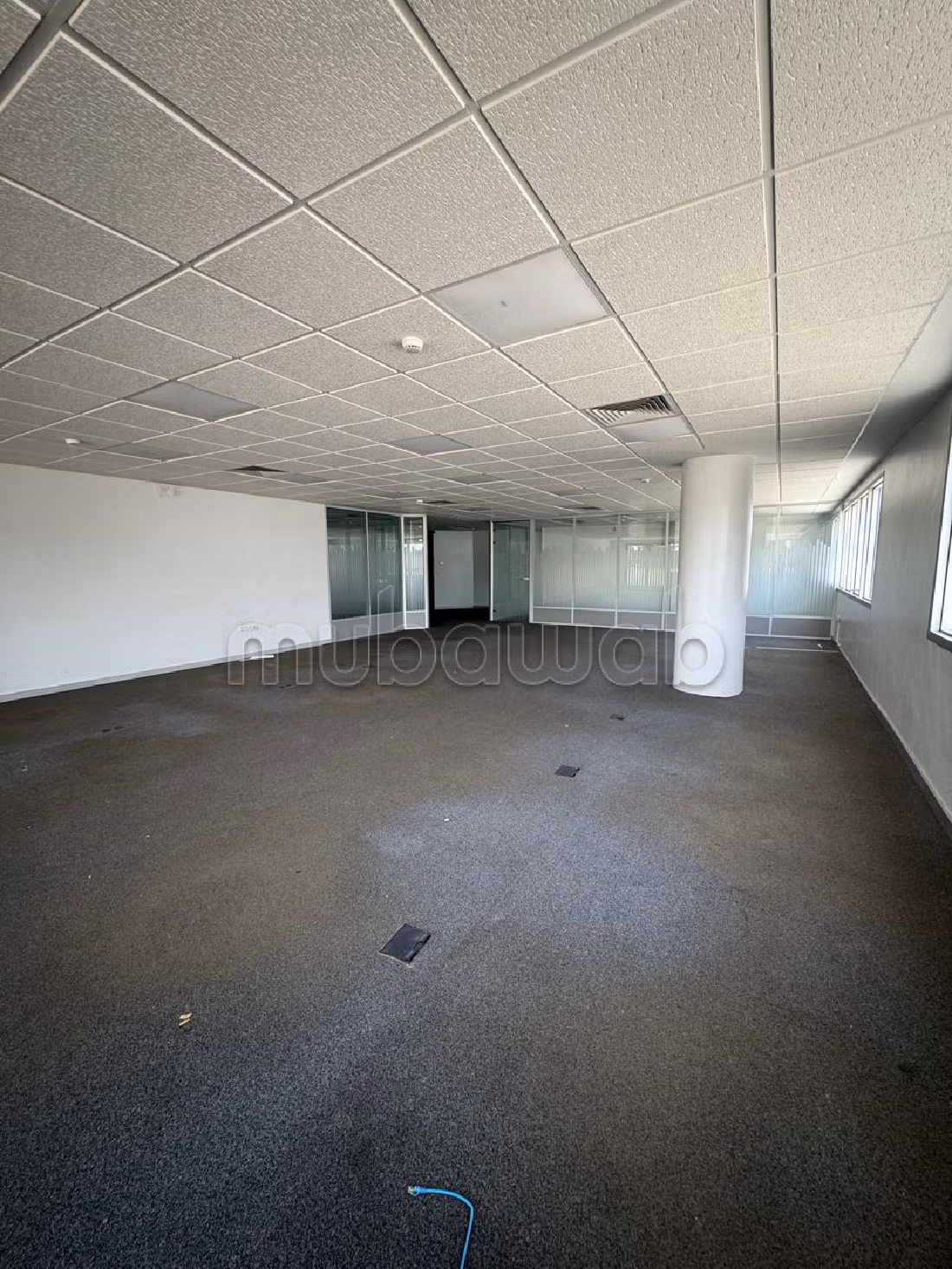 Offices for rent in Sidi Maarouf. Total area 185 m². No Lift, Large terrace. 