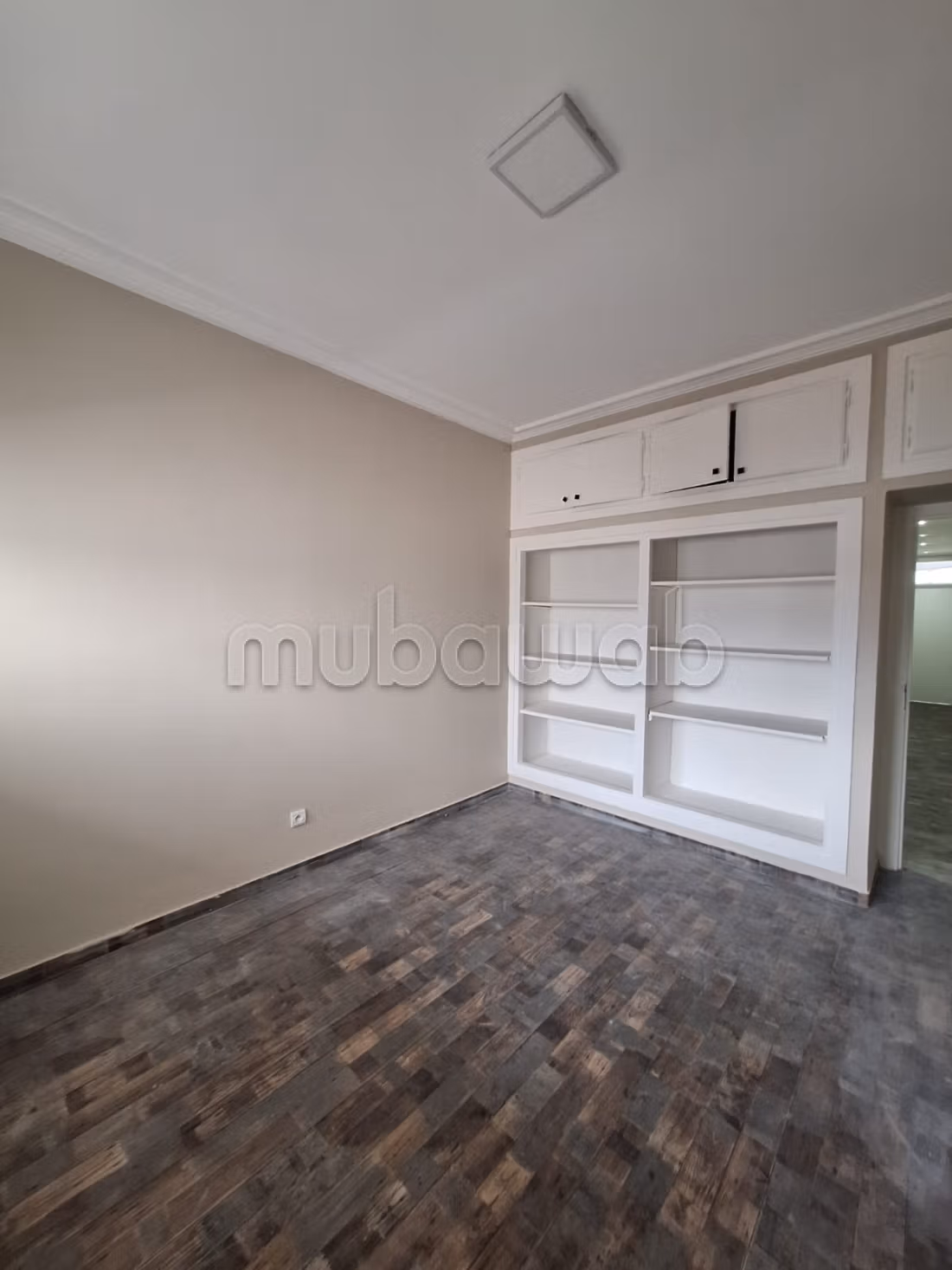 Très beau bureau à la vente