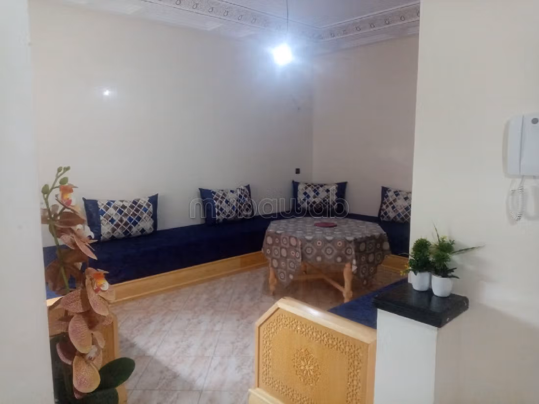 Flat for rent. Area 90 m². Well furnished