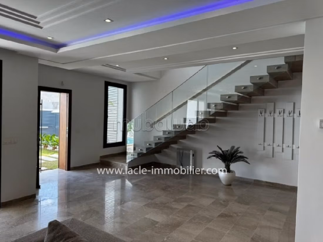 Fabulous house for rent in Hammamet. 4 comfortable rooms. Air conditioning. 