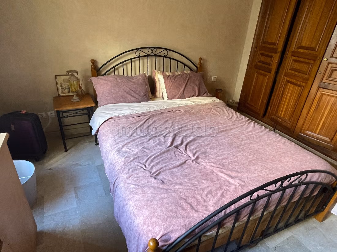 Splendido appartamento da acquistare a Maârif. Superficie di 178 m². Ascensore e posto auto