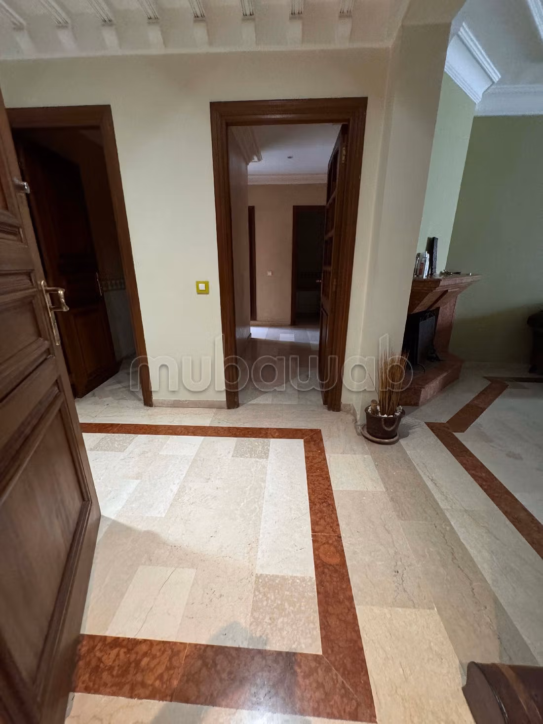 Splendido appartamento da acquistare a Maârif. Superficie di 178 m². Ascensore e posto auto