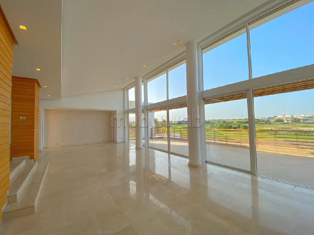 Eccezionale casa di lusso in affitto a Ville Verte. 4 camere da letto. Camino e piscina. 