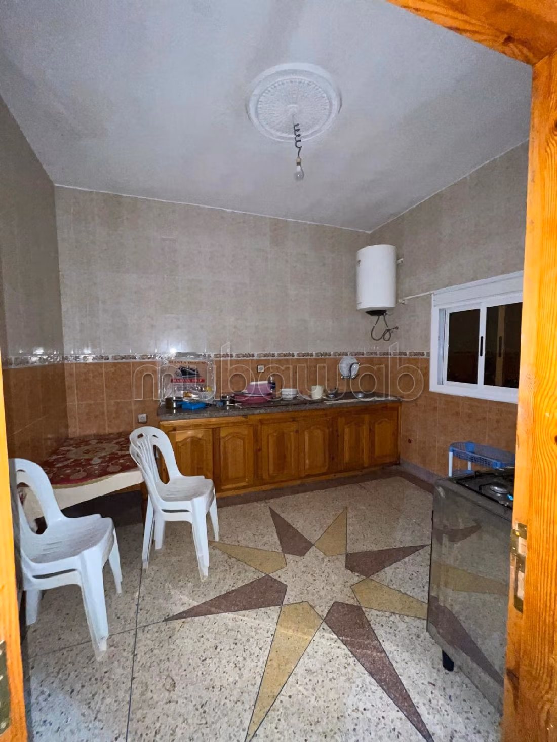 Splendida casa in vendita. 3 camere da letto. Porta blindata e finestre con doppi vetri