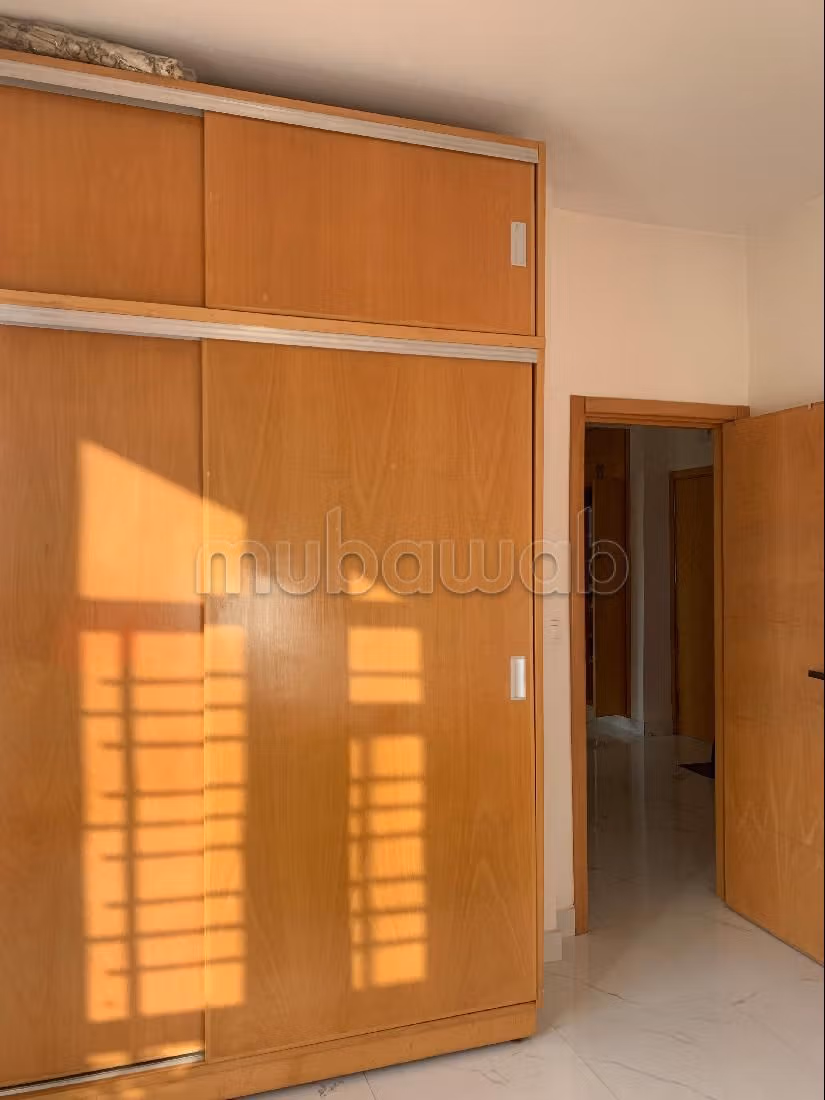 Apartment for sale in Aviation - Mabella. 3 rooms. New furniture. 