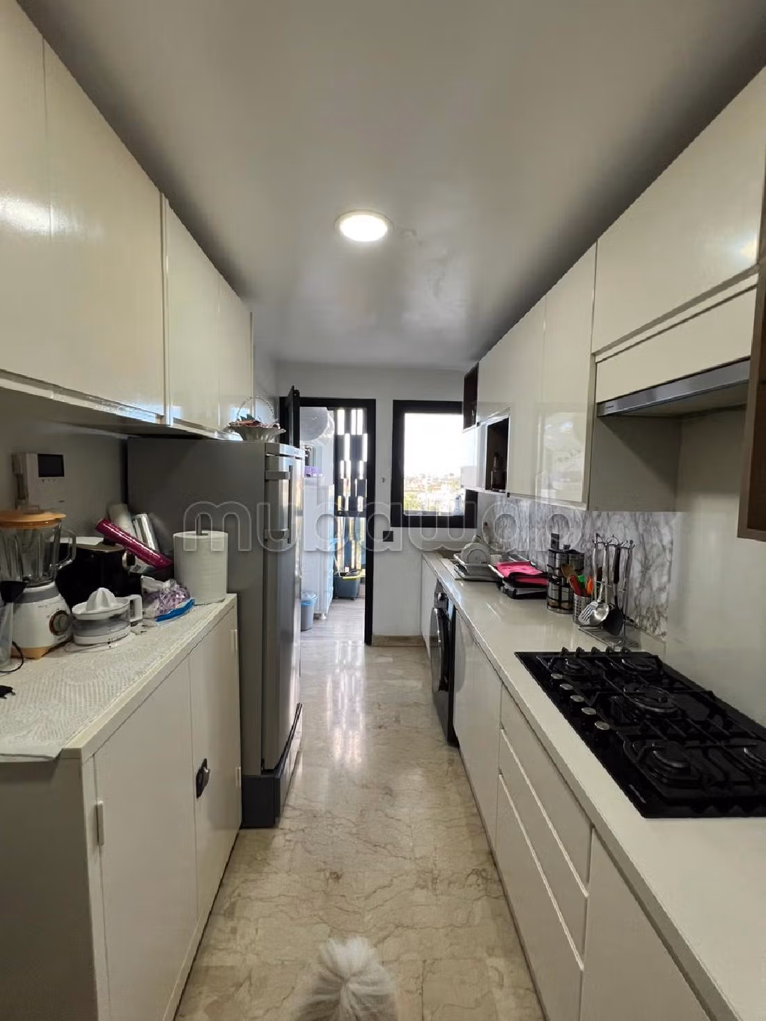 Koopappartementen in Ain Chock. 1 Ruimte. Parkeergelegenheid en lift. 