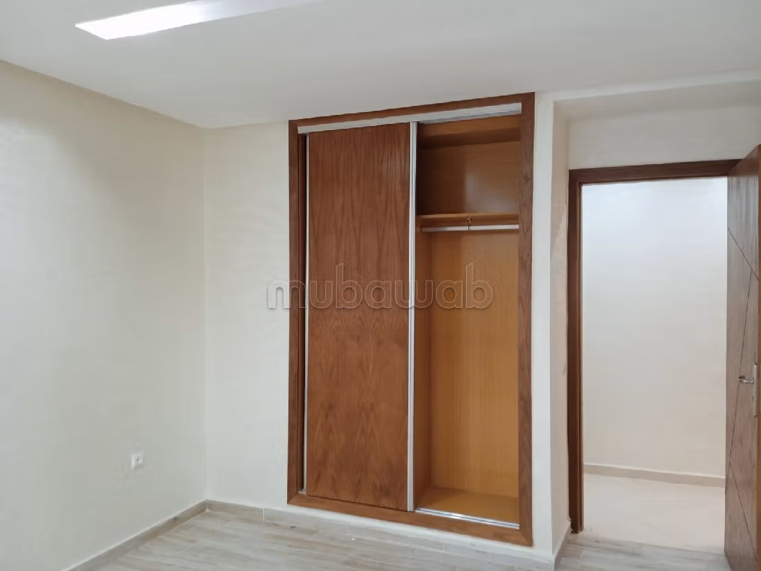 Vendita di uno splendido appartamento a Centre. 3 belle camere da letto. Garage e ascensore. 