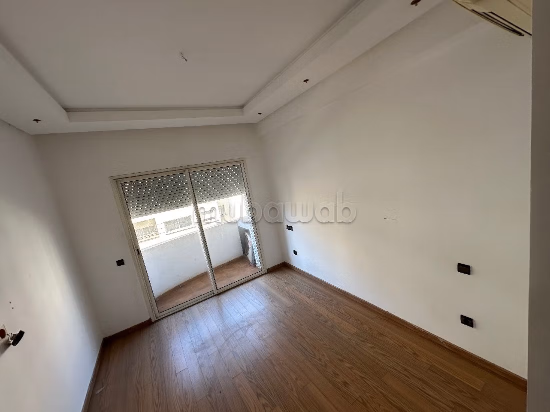 Bellissimo appartamento in affitto a Racine. 2 camere da letto. Con ascensore. 