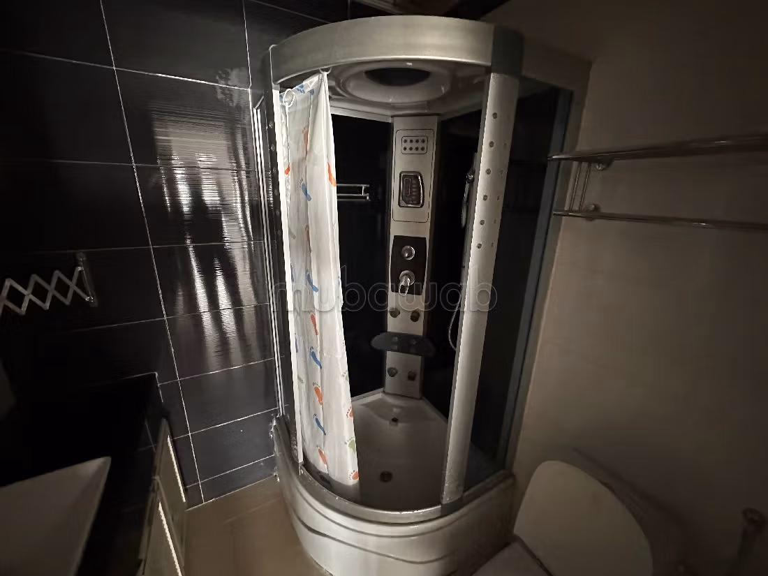 Bellissimo appartamento in affitto a Racine. 2 camere da letto. Con ascensore. 