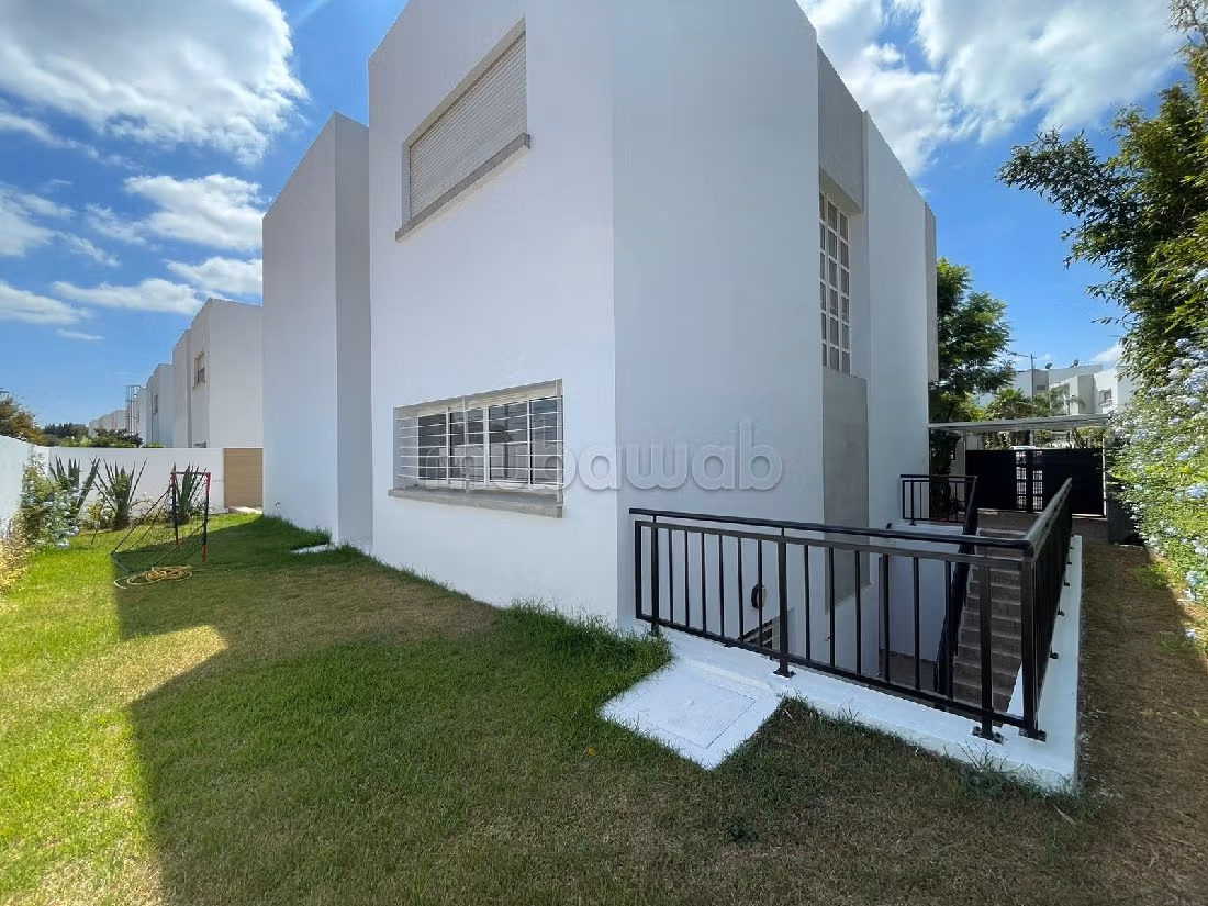 Villa neuve A louer à Basatine el manzeh Souissi
