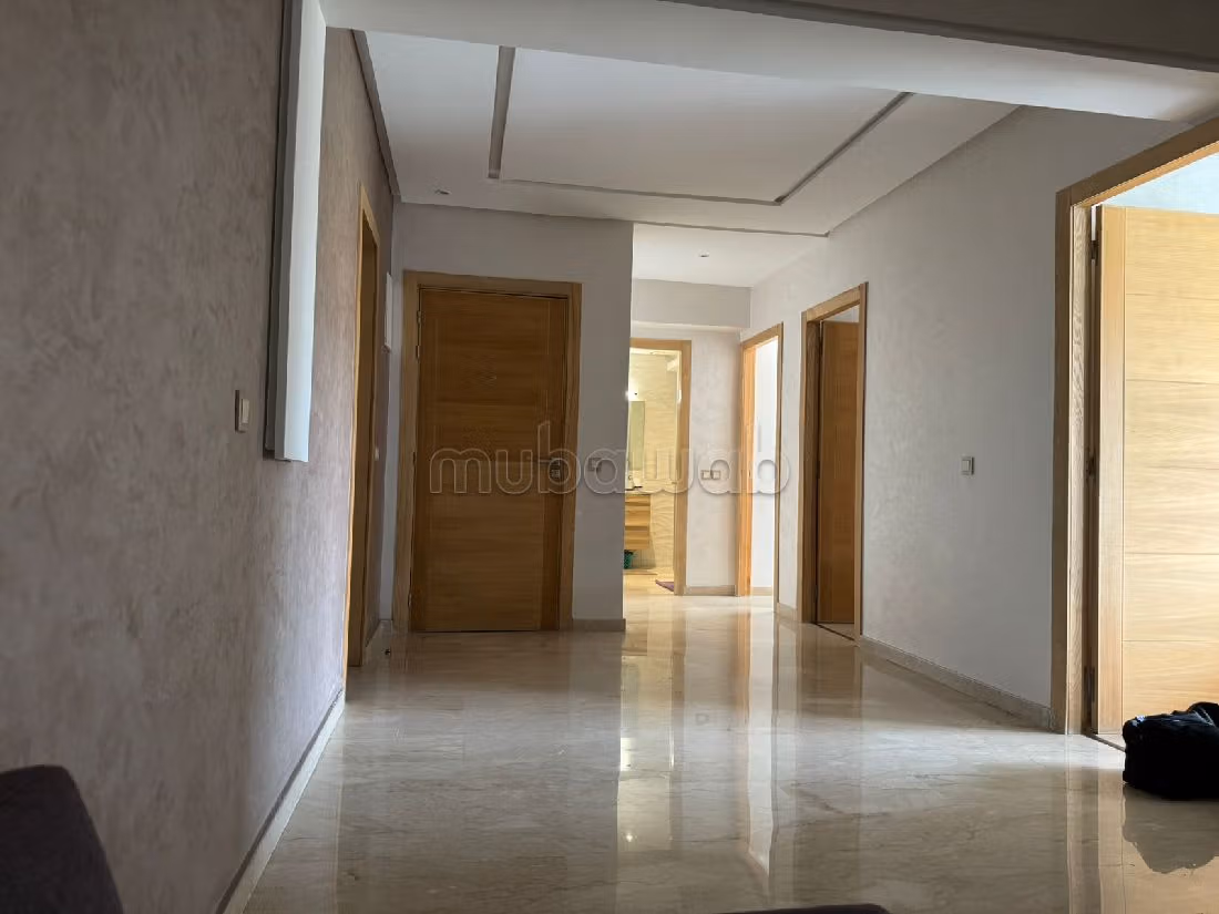 Appartamento in affitto a Mandarona. 4 ampi locali. Arredato