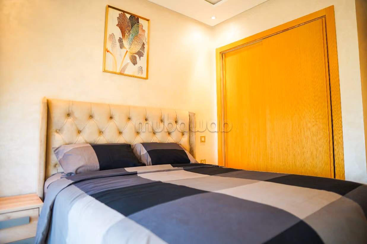 Pisos en alquiler en Guéliz. 3 habitaciones confortables. Servicio de conserjería, aire condicionado