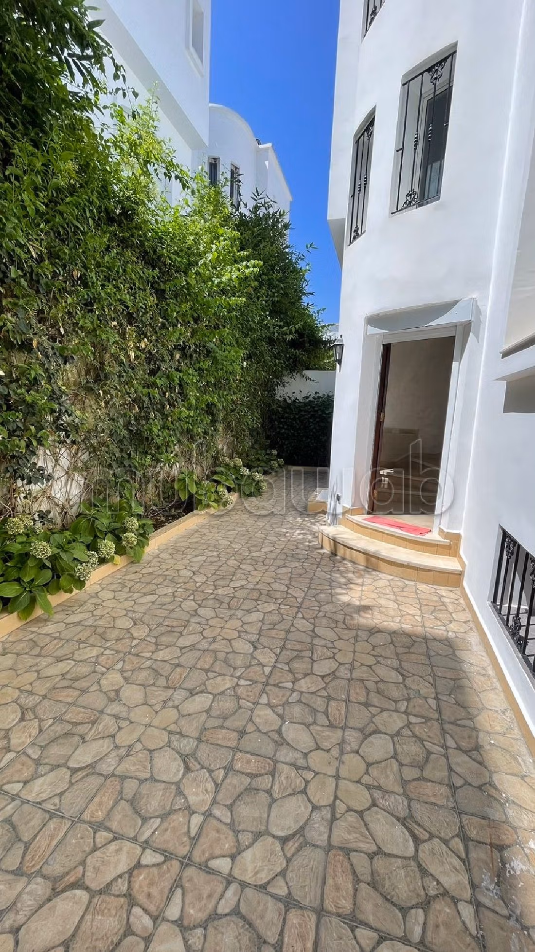 Charmante villa en location longue duré à Tanger
