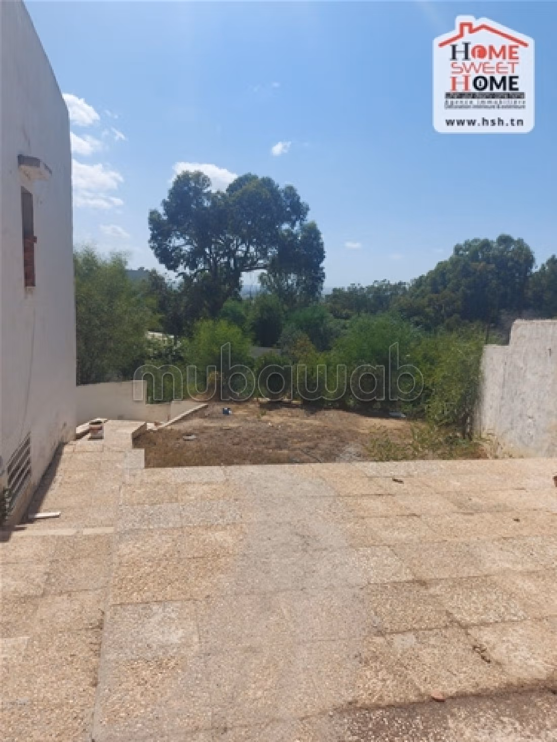 Acquista casa a Gammarth. Superficie 900 m². Giardino e garage. 