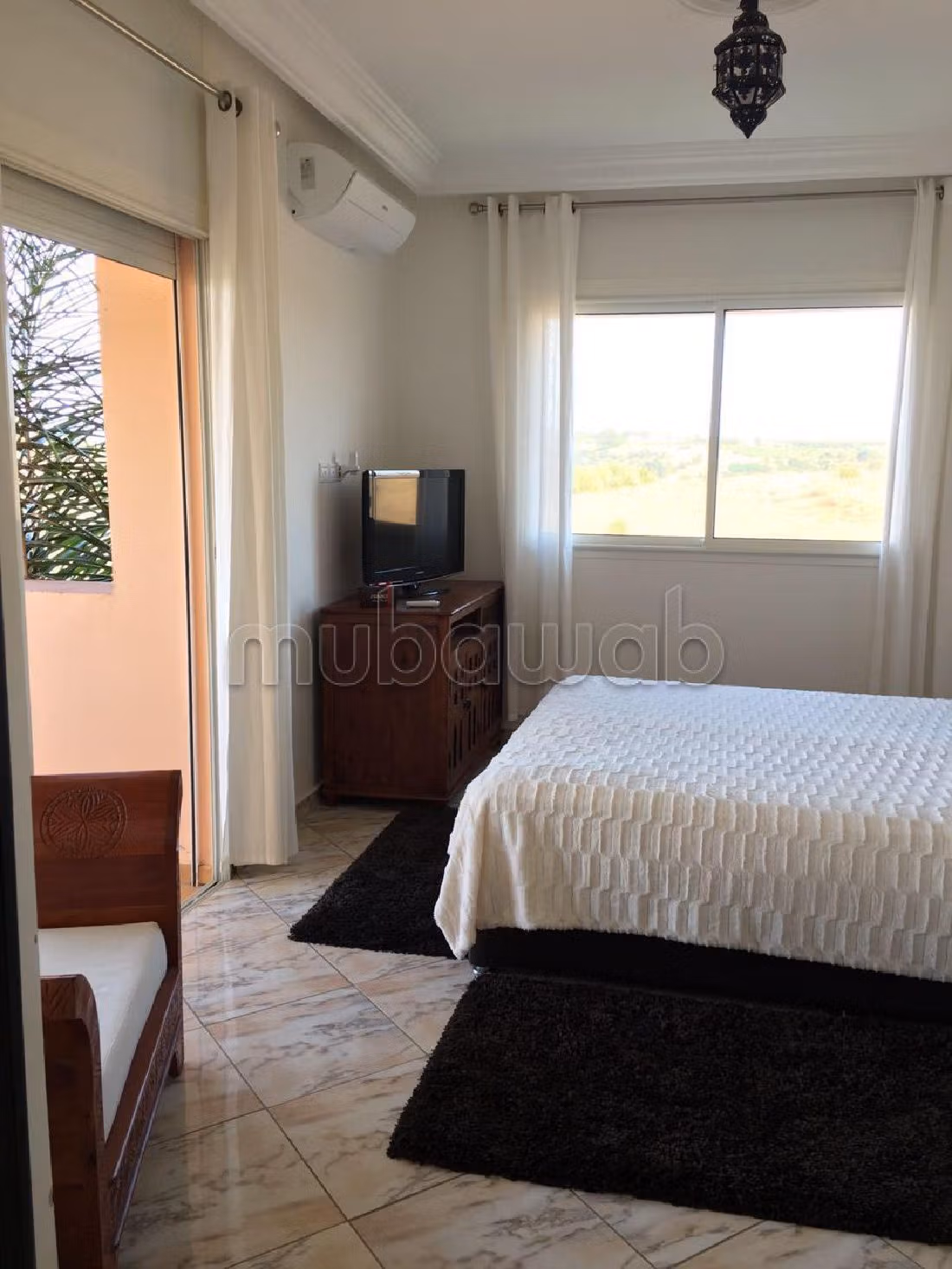 فيلا فخمة للايجار ب شاطئ واد الشراط. 10 قطع رائعة. مفروشة. 