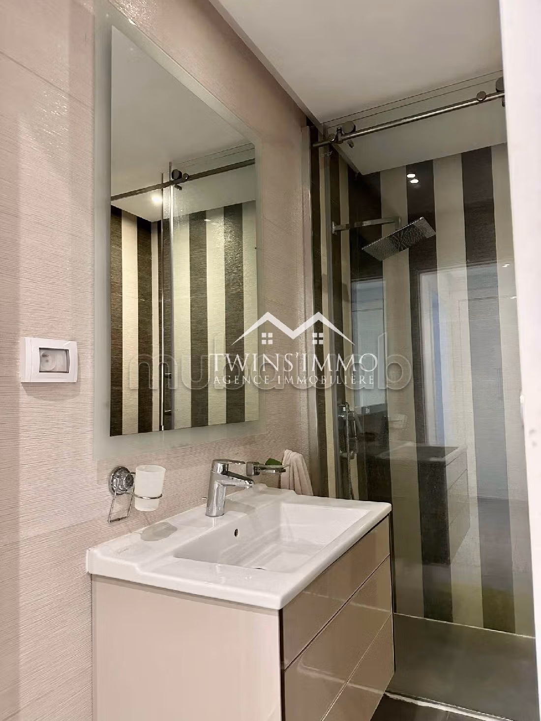 شقة جميلة للكراء ب رواد. 3 غرف جميلة. مفروشة. 