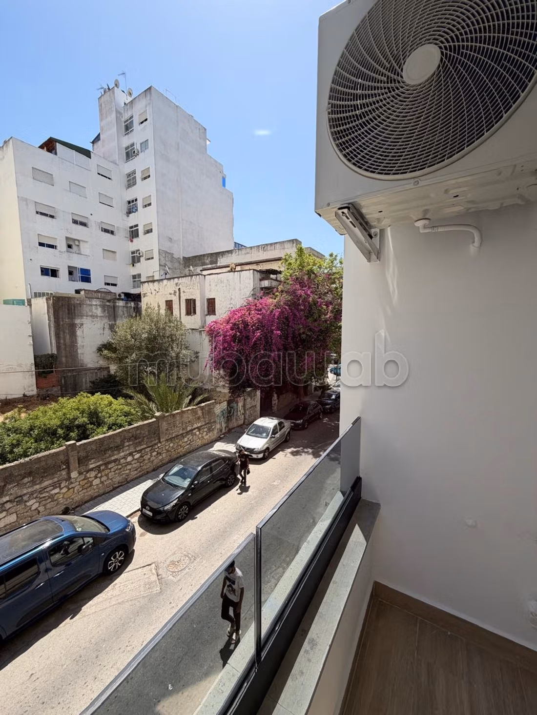 Appartamento da acquistare a Administratif. Superficie di 76 m². Impianto di aria condizionata e servizio di conciergerie