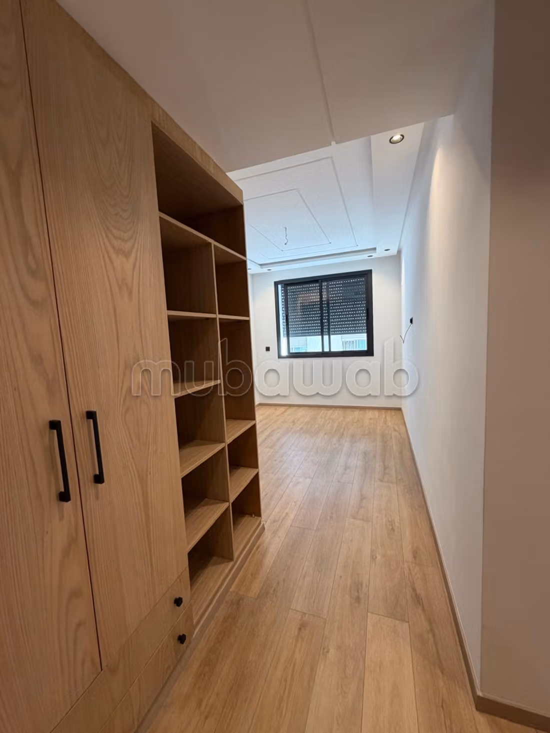 Appartamento da acquistare a Administratif. Superficie di 76 m². Impianto di aria condizionata e servizio di conciergerie