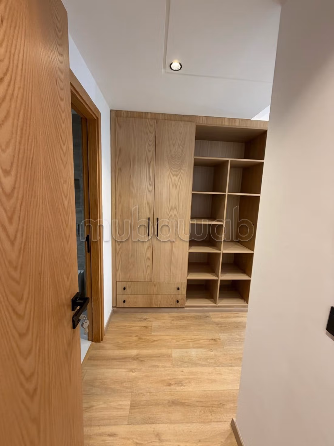 Appartamento da acquistare a Administratif. Superficie di 76 m². Impianto di aria condizionata e servizio di conciergerie