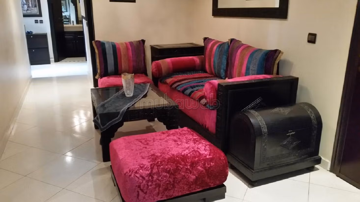 Bonito piso en venta en Centre Ville. 3 hermosas habitaciones. Salón marroquí, seguridad