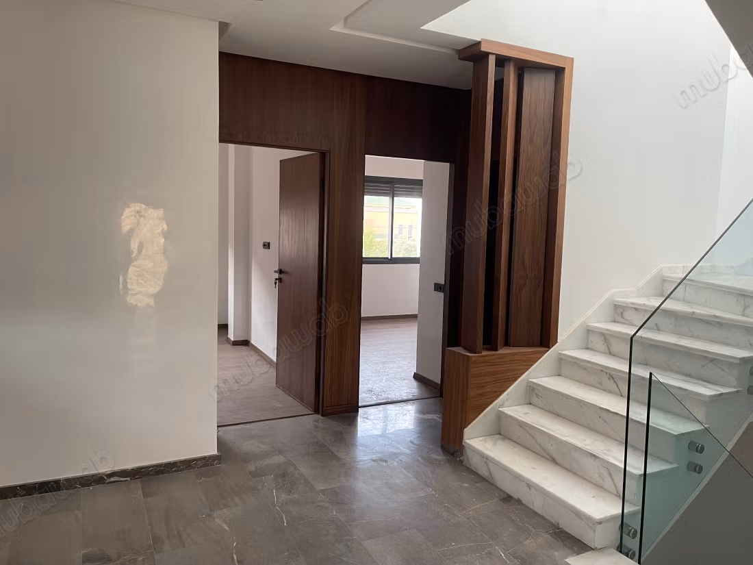 Residenza di lusso in vendita a Route Amizmiz. 6 locali. Giardino e posto auto.