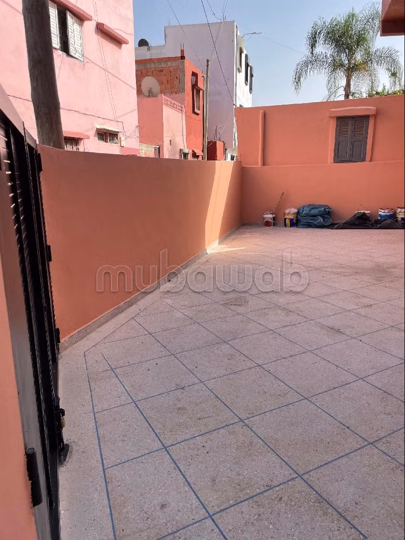 Proprietà in vendita. Superficie totale 720 m². arredato.