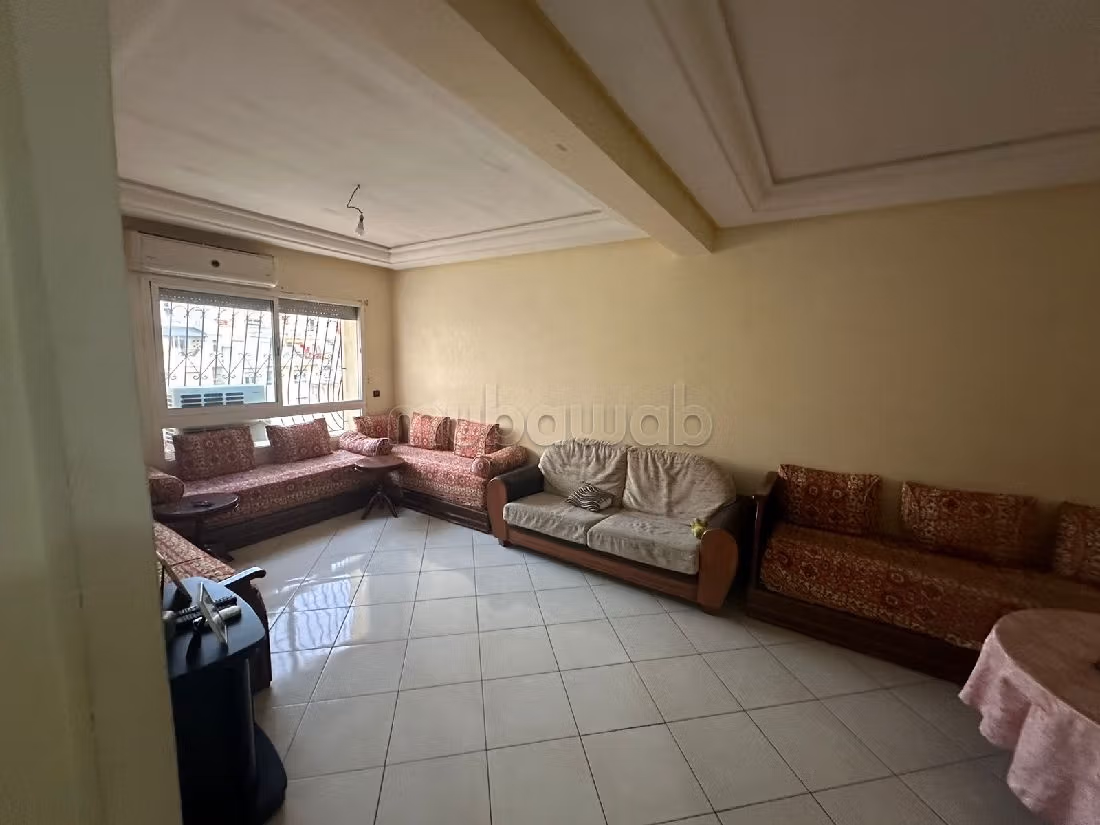 Vend appartement àAida Village. 2 chambres agréables. Climatisation et piscine