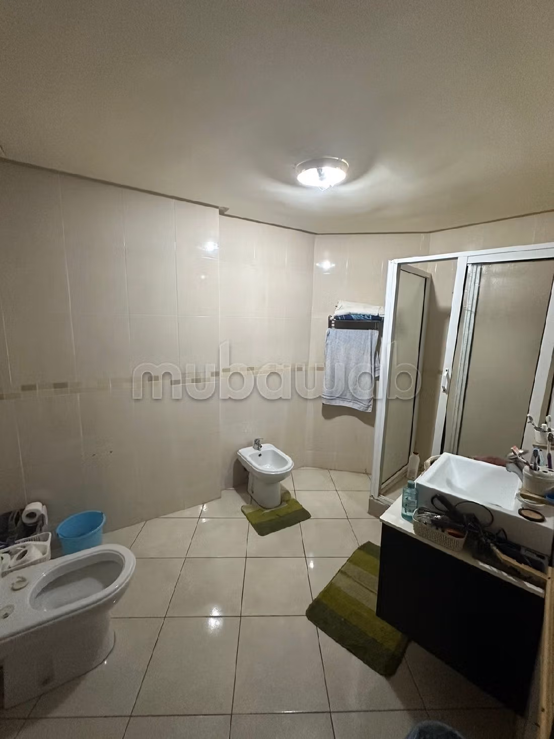 Vend appartement àAida Village. 2 chambres agréables. Climatisation et piscine