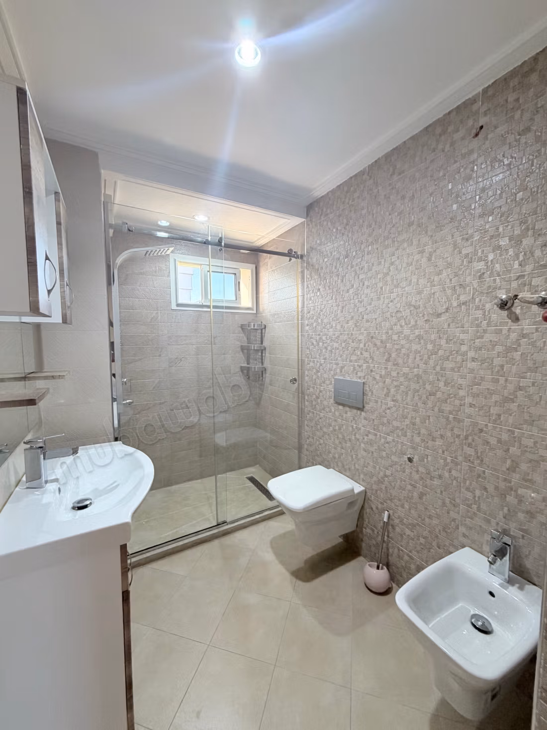 Stunning villa for rent with pool and garden