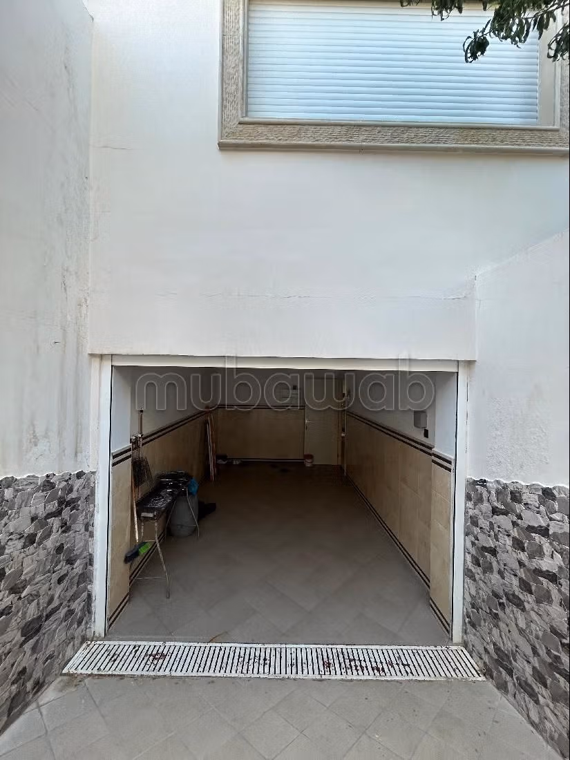 Appartementen te huur in Boukhalef. 12 Ruimtes. Gemeubileerd. 