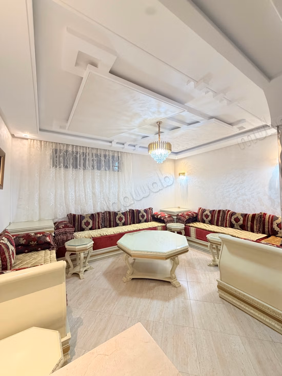 Stunning villa for rent with pool and garden