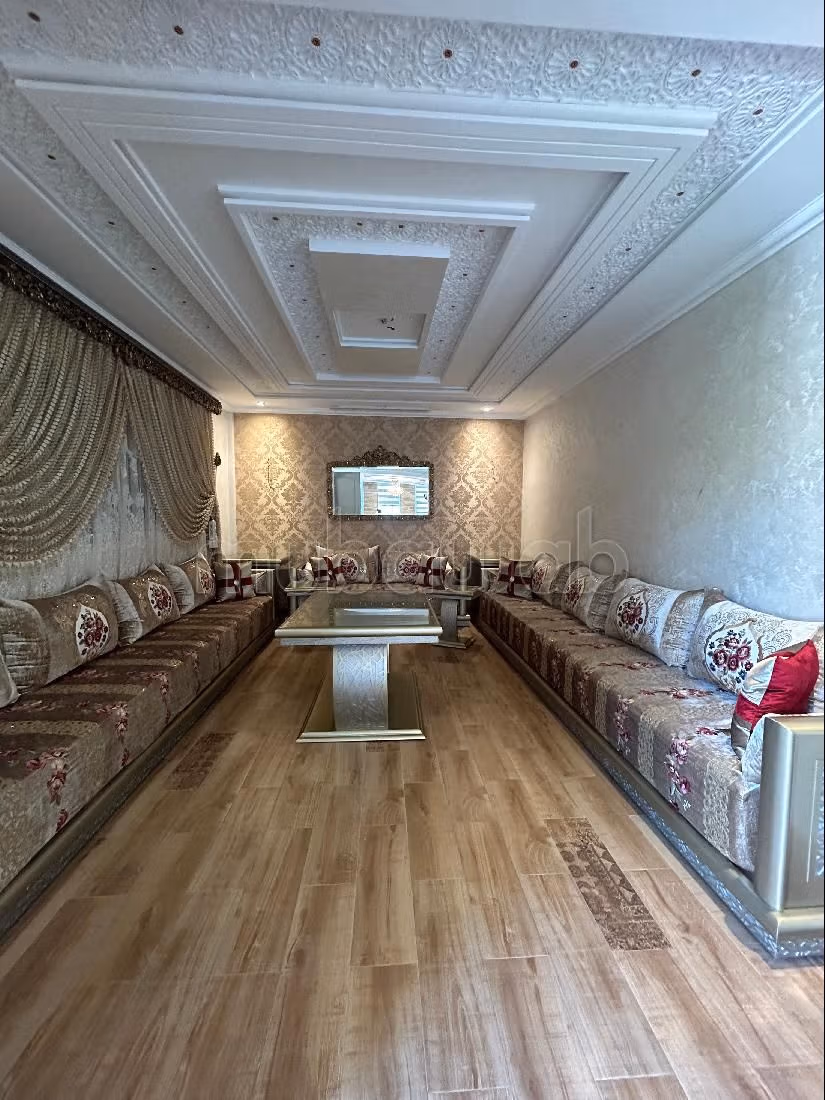 Appartementen te huur in Boukhalef. 12 Ruimtes. Gemeubileerd. 