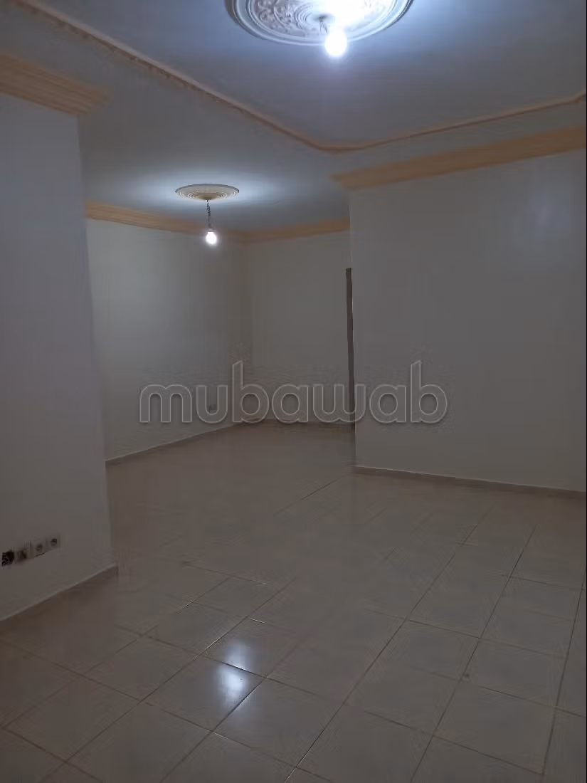 Vend appartement à CGI. 1 Pièce
