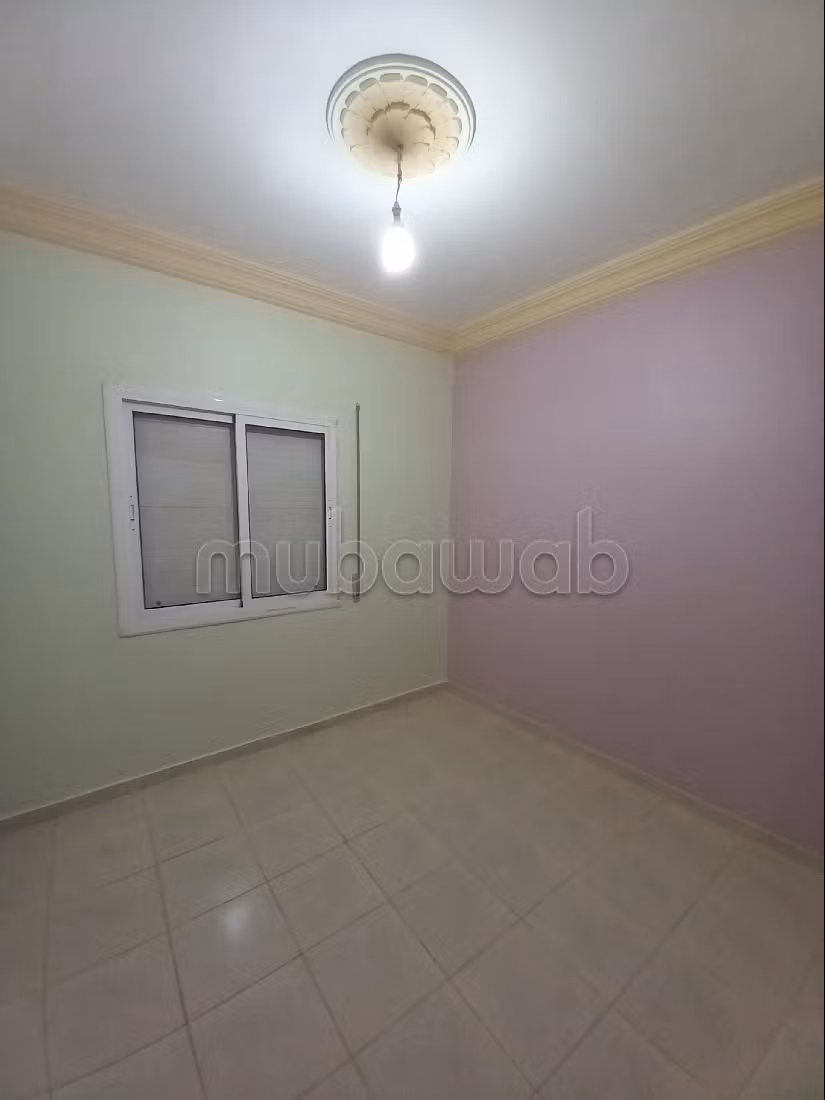 Vend appartement à CGI. 1 Pièce