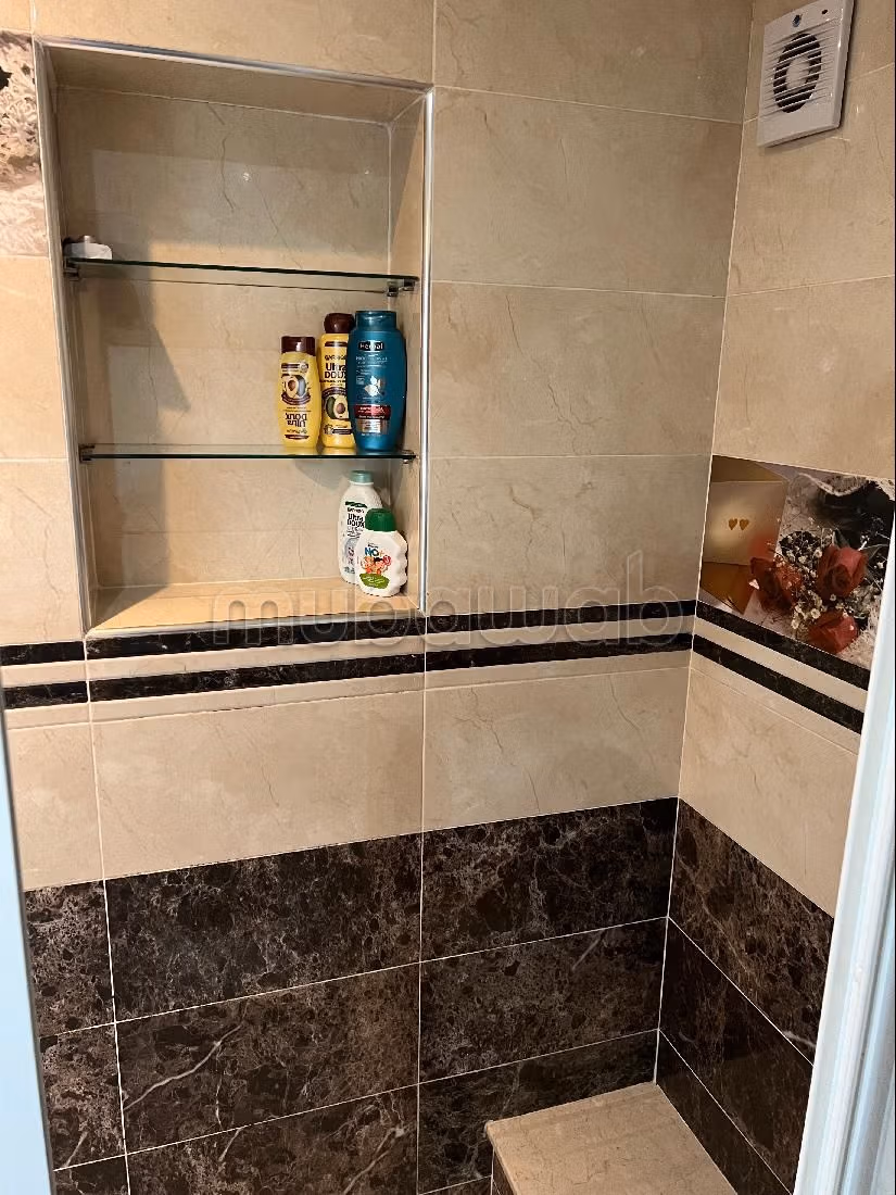 Appartement en location à Hay Nahda. 2 belles chambres. Bien meublé.